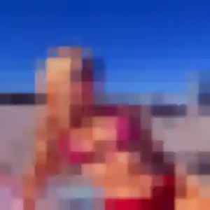 Photo de Benedicte à La Grand-Combe (39 ans) - rencontre coquine discret
