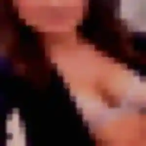 rencontre coquine à Saint-Brès : profil de Dina, 33 ans - sans engagement